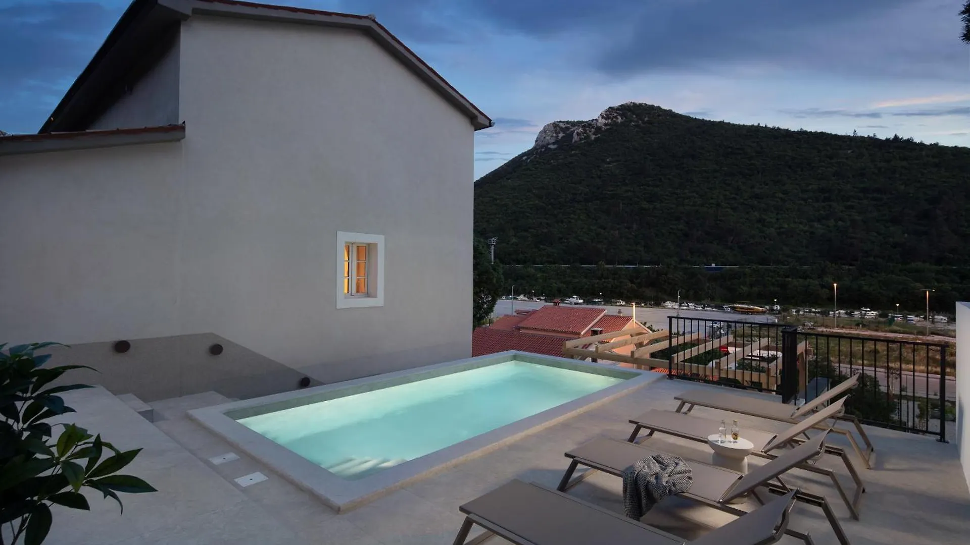 Porto Ventisette Villa Plomin Kroatië